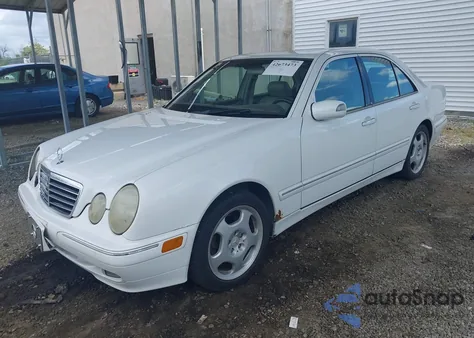 2000 Mercedes-Benz E 430 из США, поврежденный, VIN WDBJF70JXYB138938